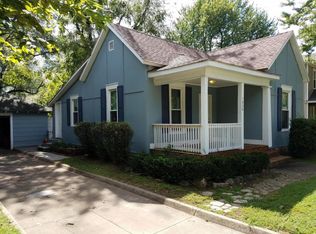 1030 W Scott St, Springfield, MO 65802