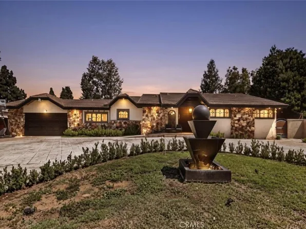 19457 Merridy St, Northridge, CA 91324