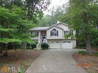 121 May St, Adairsville, GA 30103