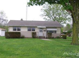 1905 Chippewa Trl, Beloit, WI 53511