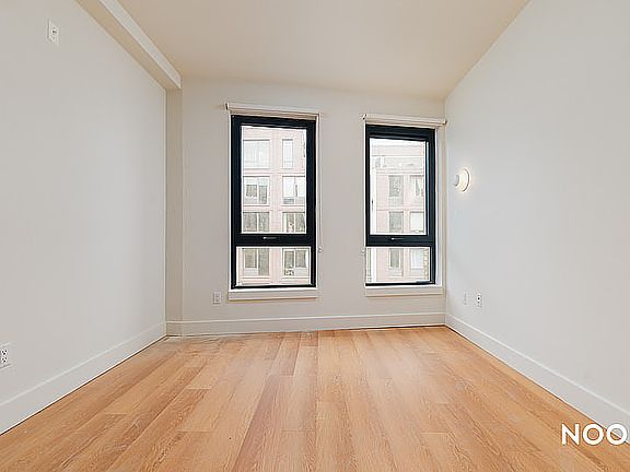 5th image of 130 Hope St #435