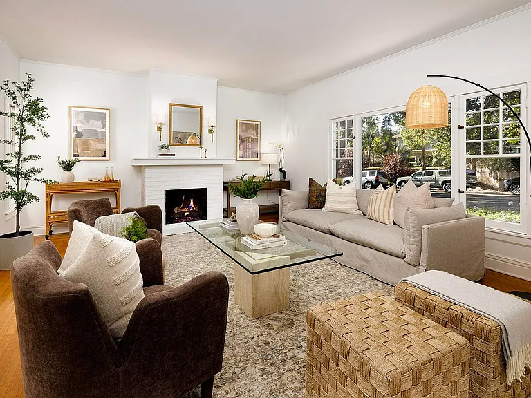 426 E Valerio St — Photo 8