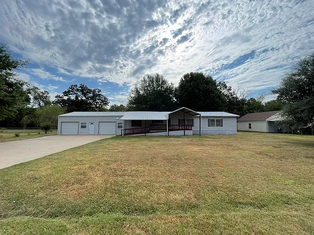 1104 Pecan Rdg