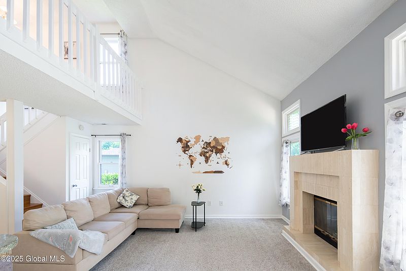 4th image of 13 Eton Drive