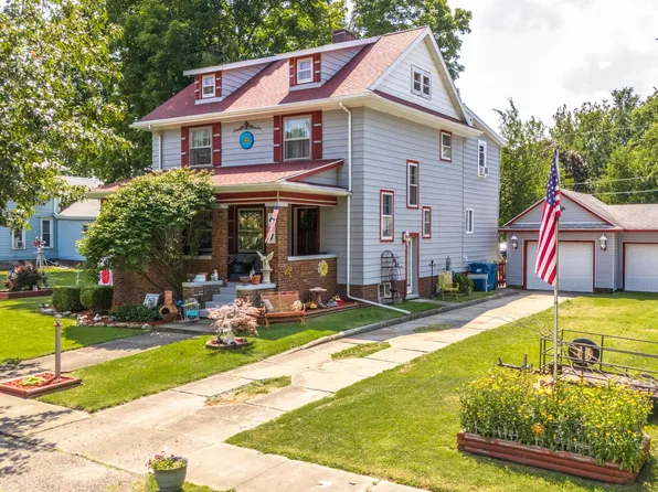 407 N Main Ave, Minier, IL 61759