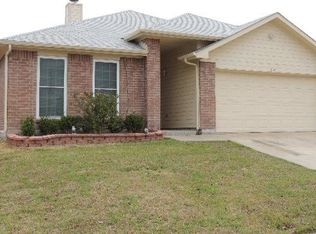 3145 Fox Meadow Trl, Grand Prairie, TX 75052