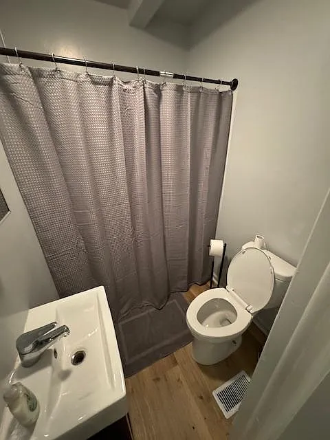 4 bed, 2.0 bath, 1200 sqft, $745 — Photo 3
