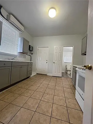 1 bed, 1.0 bath, 545 sqft, $985 — Photo 4