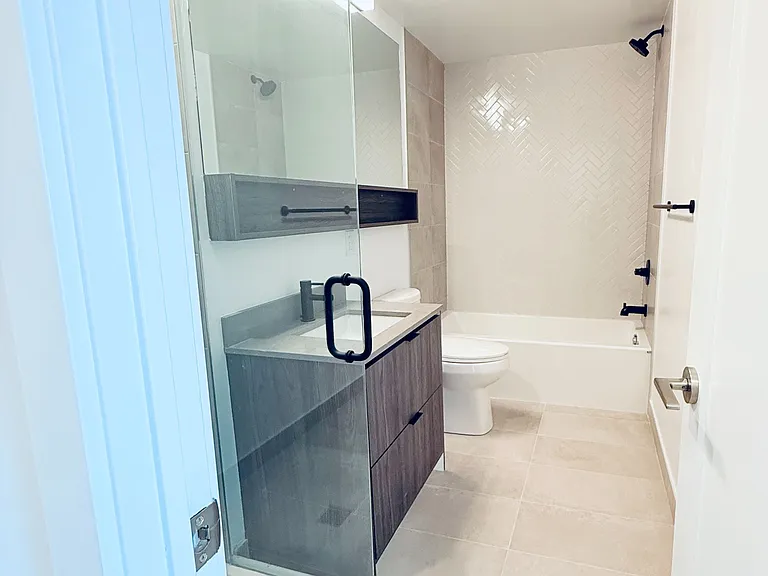 8888 Yonge St #902 — Photo 8