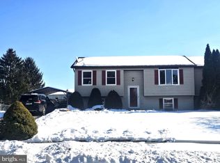 228 S Lincoln Dr, Hanover, PA 17331