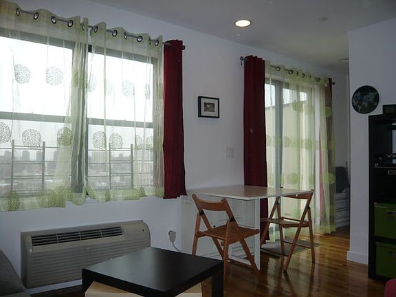 5th image of 2098 Frederick Douglass Blvd Penthouse O