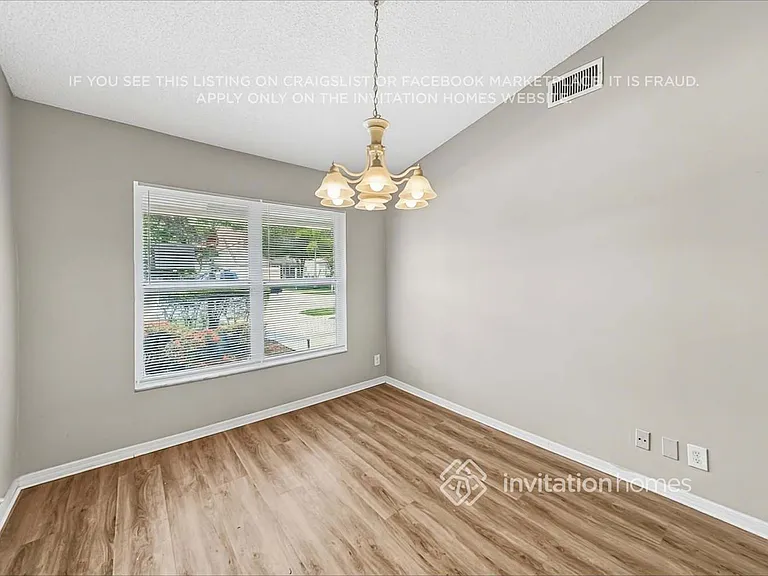 11409 Coral Bay Dr — Photo 8