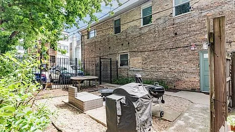 1456 W Irving Park Rd #1 — Photo 17