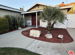 3234 Locust Ave, Long Beach, CA 90807
