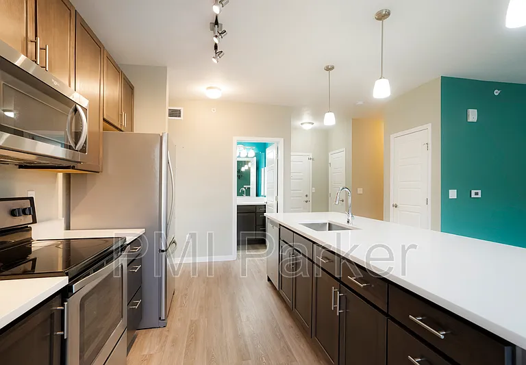 9185 Wilde Ln #302 — Photo 5