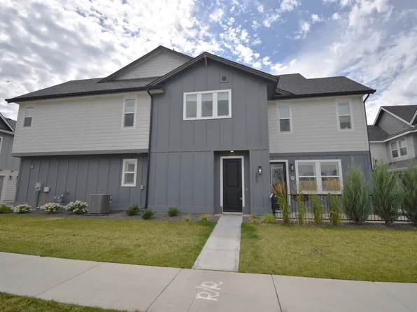 205 S Ripplerock Ln, Star, ID 83669