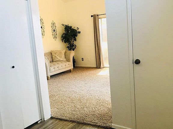 2019 W LEMON TREE DINING PIC 2