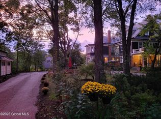 1142 Avon Rd, Schenectady, NY 12308