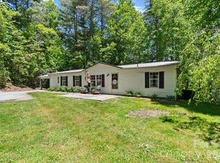 122 Fallswood Ct, Hendersonville, NC 28739