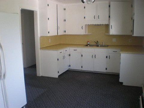 2nd image of 33606 Meldrum St
