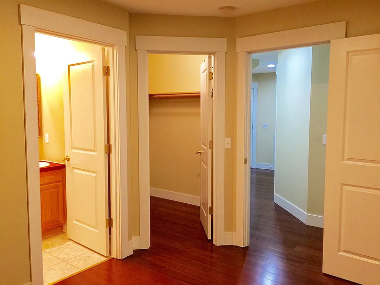 3835 NE 125th St #B — Photo 17
