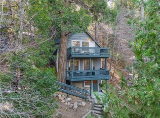 23825 Scenic Dr, Crestline, CA 92325