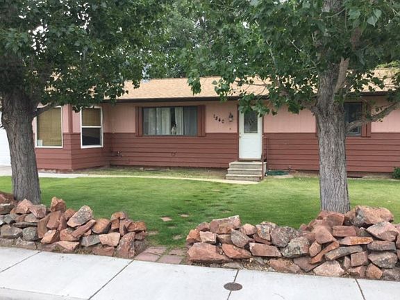 2nd image of 1840 Montana Way