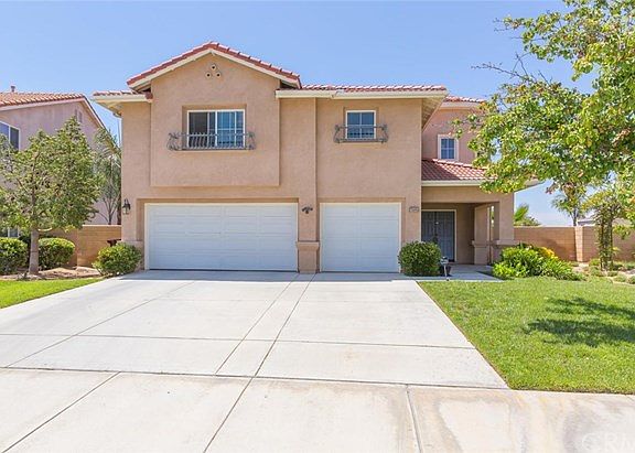 2nd image of 25595 Motte Cir