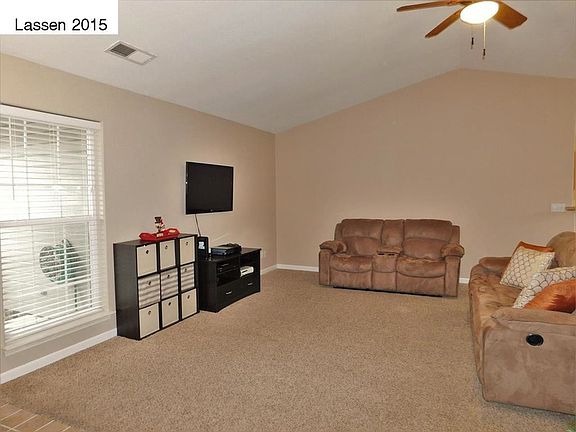 2nd image of 610 Gem Dr