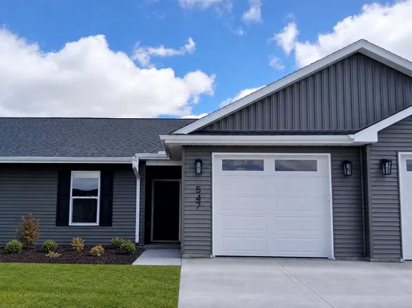 547 N 4th Ave, Eldridge, IA 52748