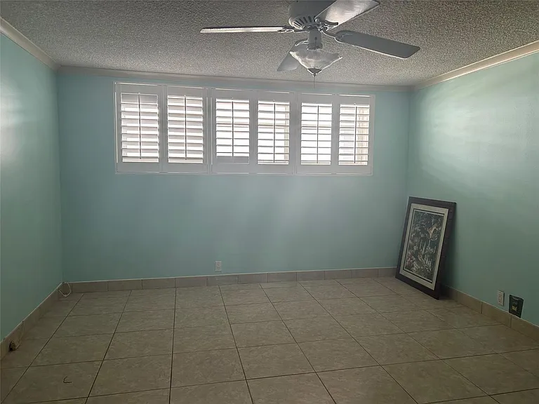 3100 NE 49th St #Penthouse 06 — Photo 12