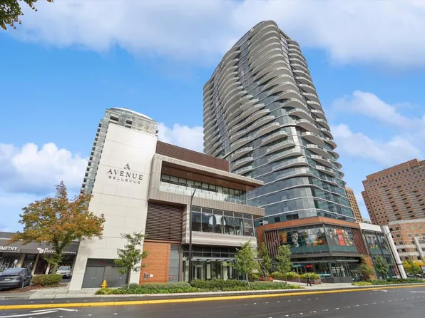 838 Avenue Sq NE #1103, Bellevue, WA 98004