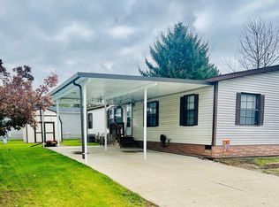 49936 Piccadilly Ct, Shelby Township, MI 48315