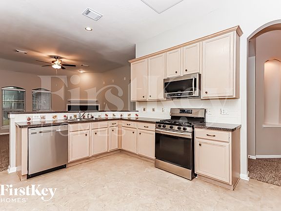 5th image of 11026 Seminole Spring Ln