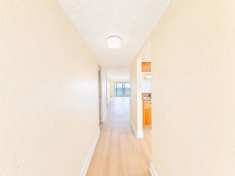 145 Halifax Ave #209 — Photo 3
