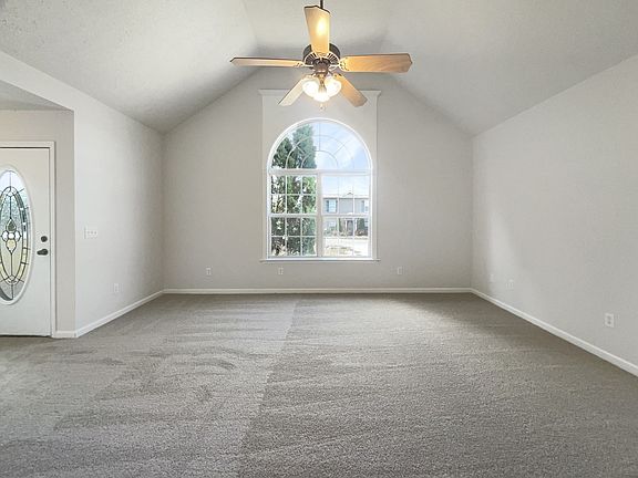5th image of 106 Cottonwood Dr