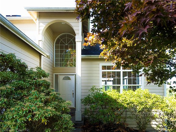 5th image of 2732 NE Lillehammer Ln