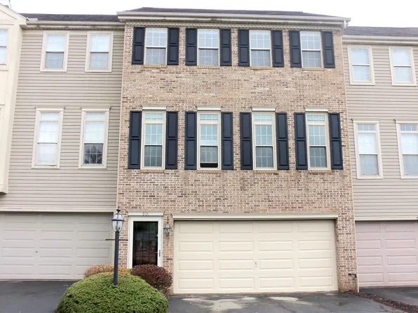 918 Royal Ct, Canonsburg, PA 15317
