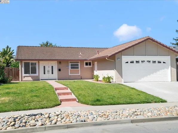 35173 Windermere Dr, Newark, CA 94560