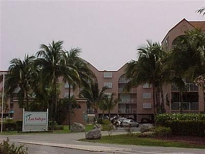 2nd image of 3930 S Roosevelt Blvd APT S403