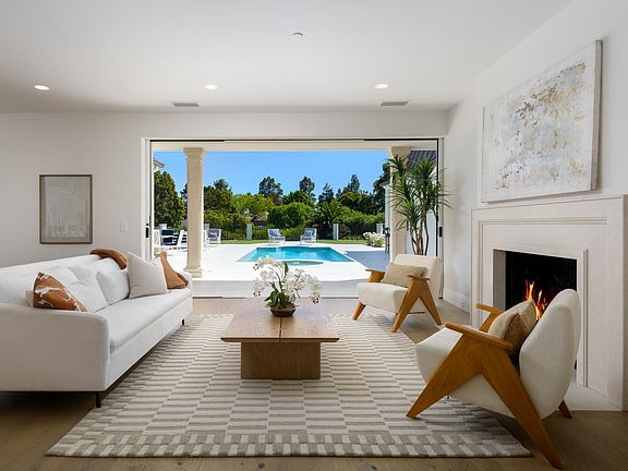 5th image of 2125 Birnam Wood Dr