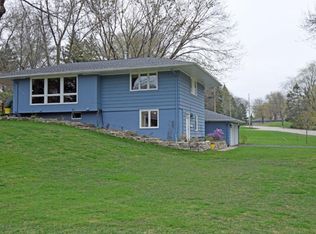 2100 Windsor Way, Golden Valley, MN 55422