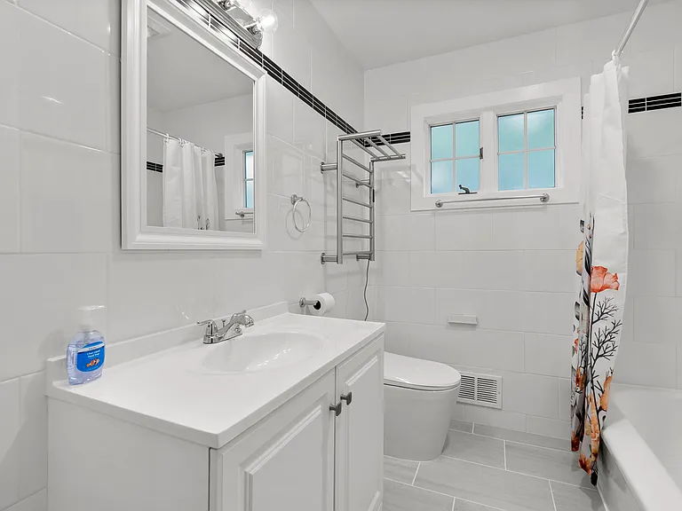 308 Clagett Dr — Photo 7