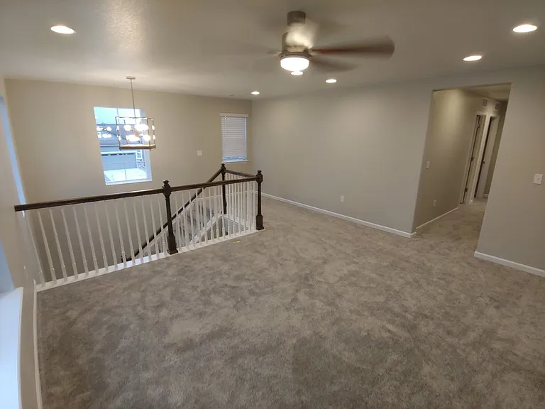 1042 Woodgate Ct — Photo 19