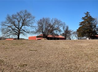 2414 NE 1190th Ave, Red Oak, OK 74563