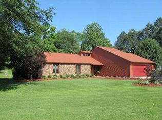 115 Tobacco Dr, Martin, TN 38237