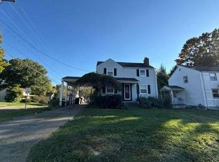 1430 Glenwood Dr, Sharon, PA 16146