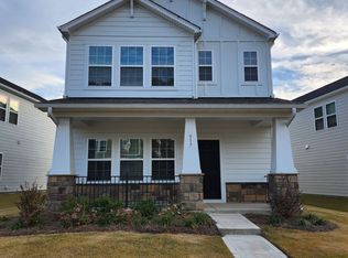 517 Cranford Dr, Pineville, NC 28134