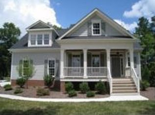 2 Springtree Cir, Durham, NC 27712