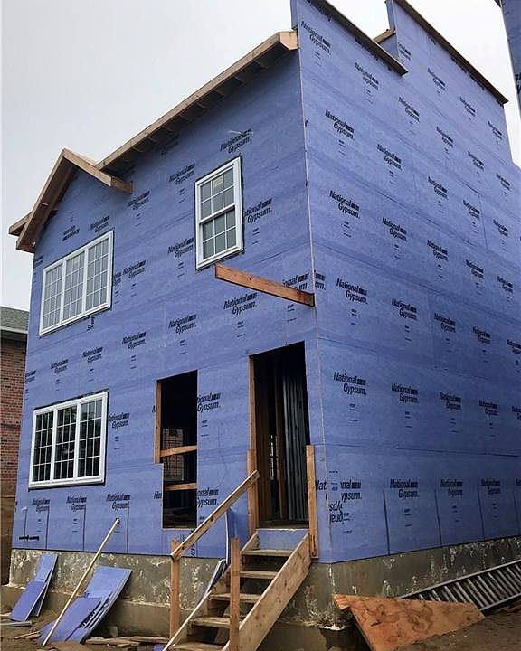 1st image of 920 Wilcox Ave